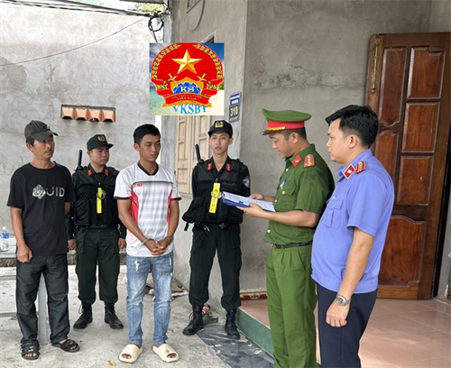 Phê chuẩn khởi tố bị can, bắt tạm giam các đối tượng khai thác khoáng sản trái phép ở huyện Hàm Tân, tỉnh Bình Thuận.